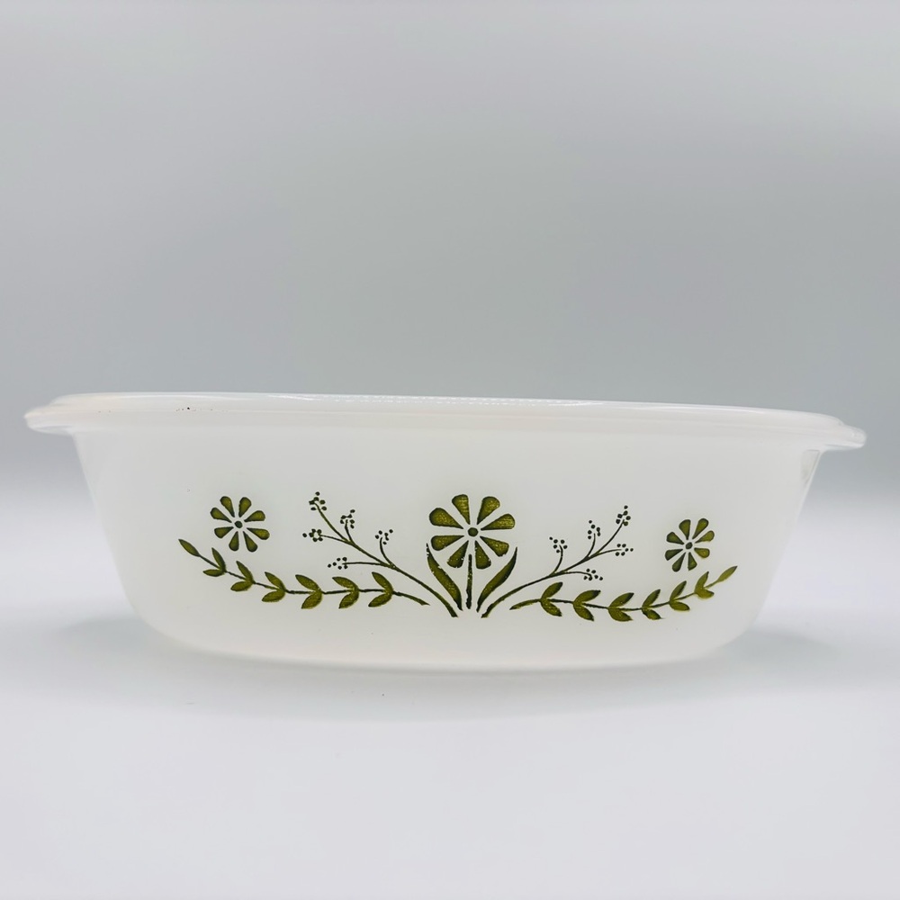 Vintage Glasbake Oval Milk Glass Baking Casserole Dish Green Crazy Daisy (J245)